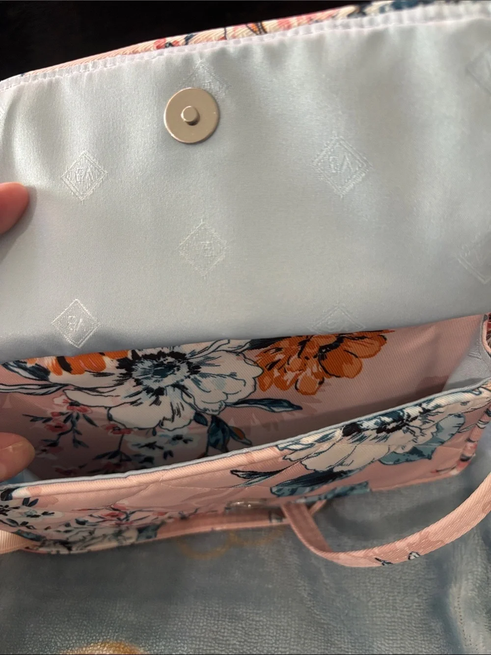 Vera Bradley Blush Pink Floral Quilted crossbody wallet and phone holder